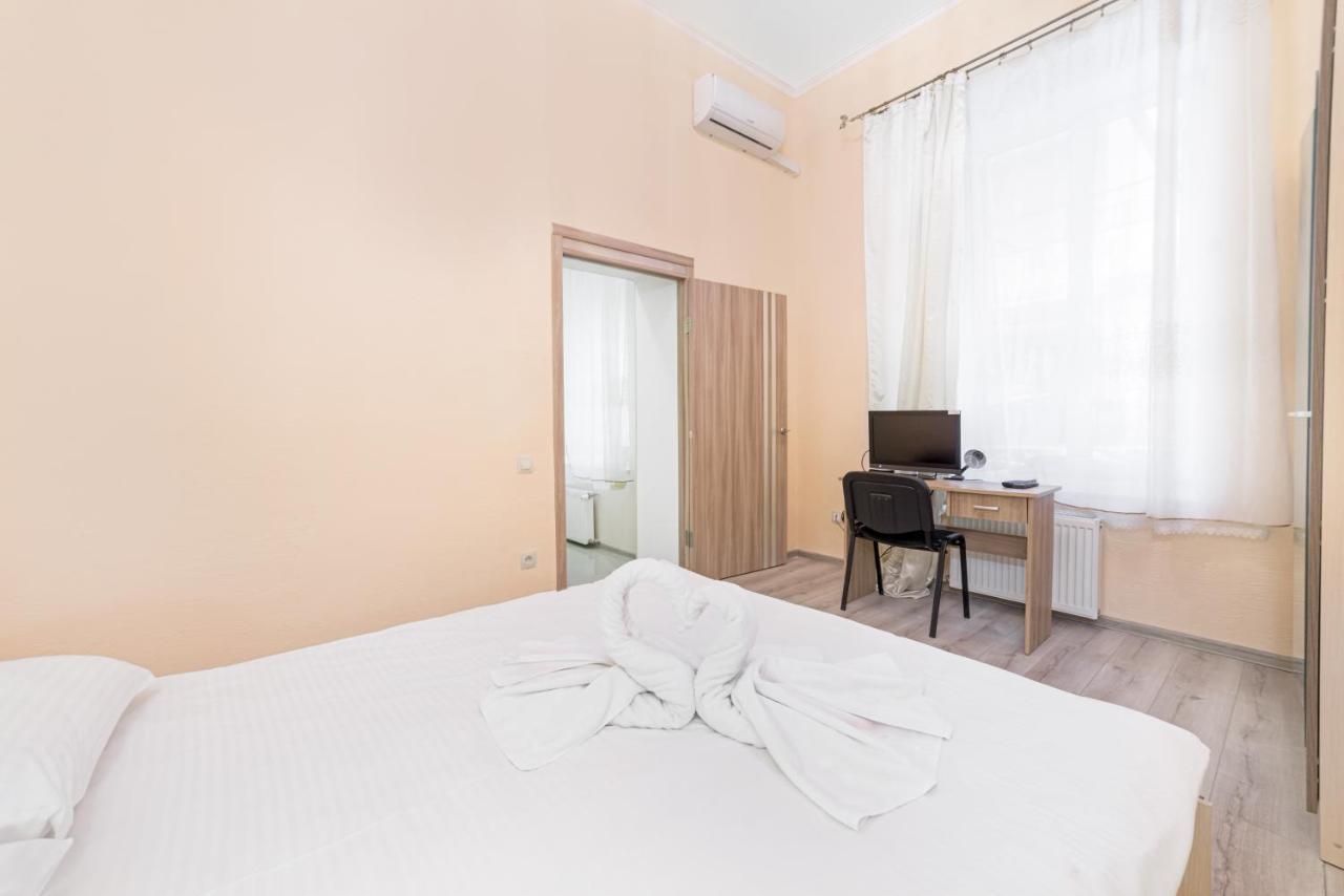 Apartment Near Deribasovskaya Odessa Exteriör bild